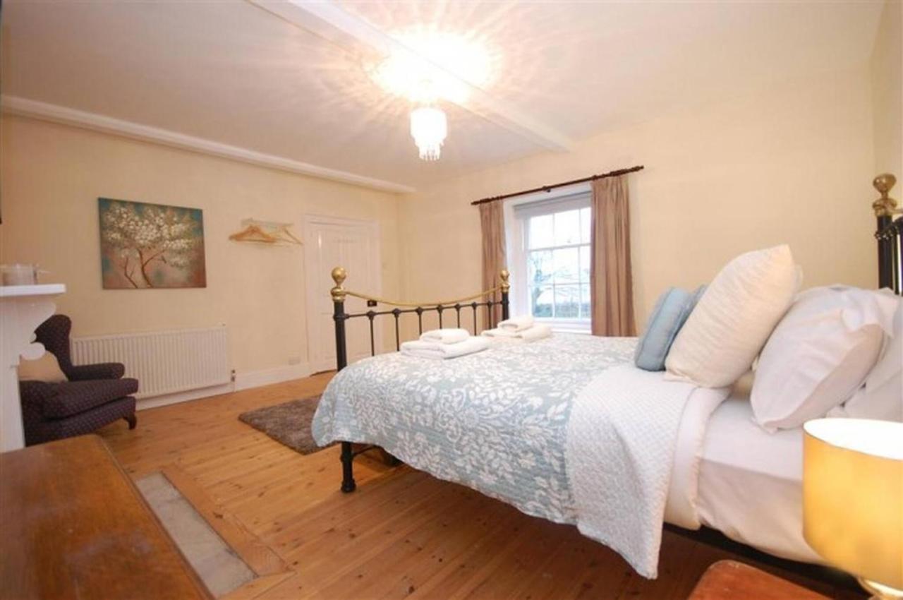 Manor House Moreton - Entire Holiday Home Dorchester Bagian luar foto