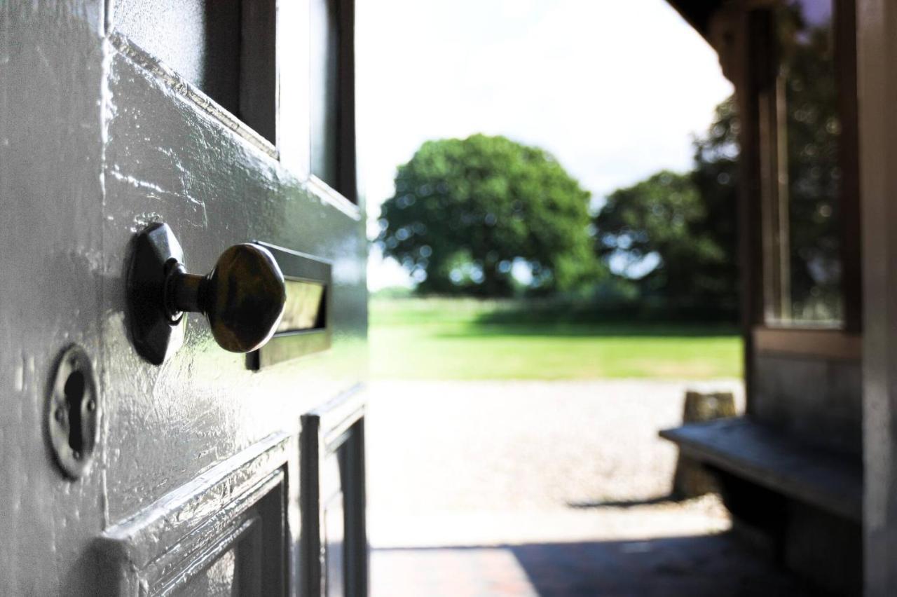 Manor House Moreton - Entire Holiday Home Dorchester Bagian luar foto